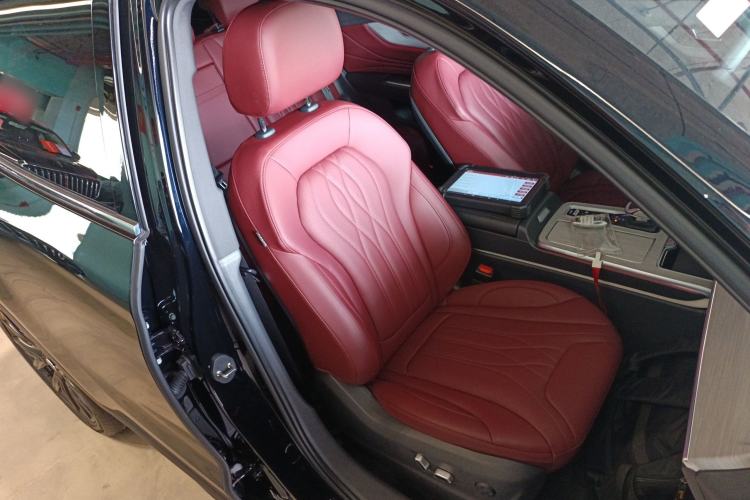 Used Hongqi HS5 2025 2.0T Two-Wheel-Drive Xuan Ying Edition
