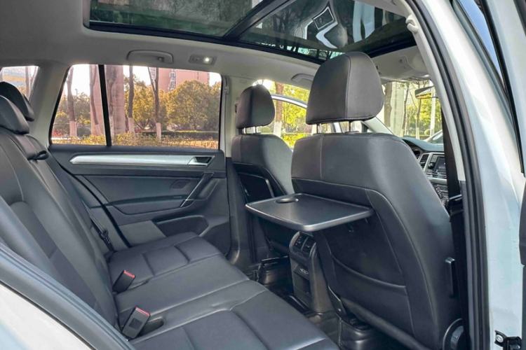 Used Volkswagen Golf Sportsvan 2019 280TSI Automatic Trendy Edition China V Standard
