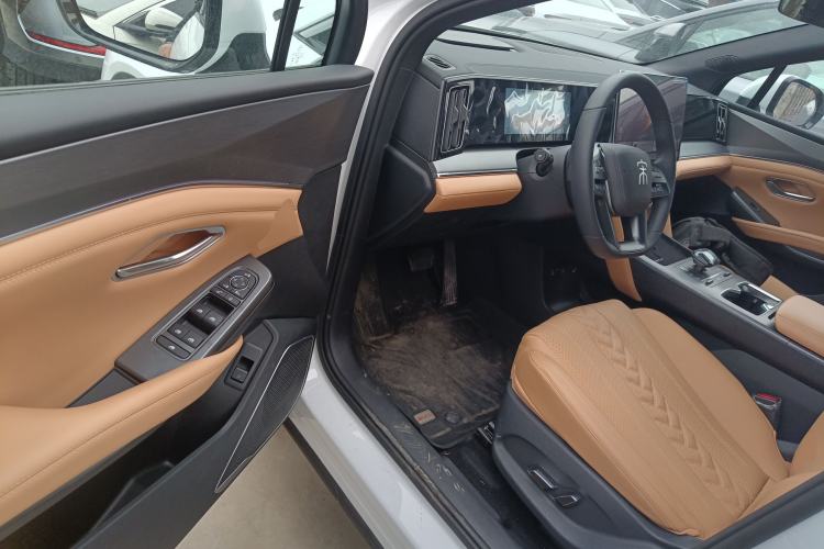 Used BYD Song L DM-i 2025 Intelligent Driving Version 112 km Beyond-Range Type