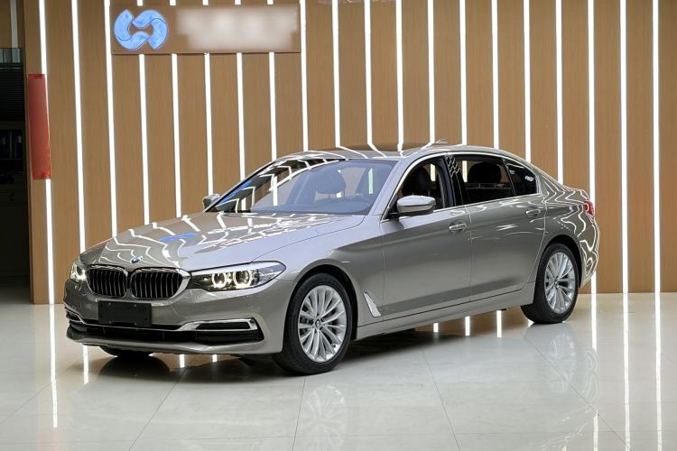 Used BMW 5 Series 2019 Facelifted 530Li Leading Edition Luxury Package
