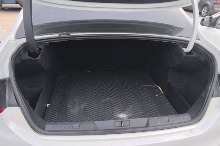 Used Citroen C4L 2014 1.6THP Intelligent Drive Automatic Dynamic Model
