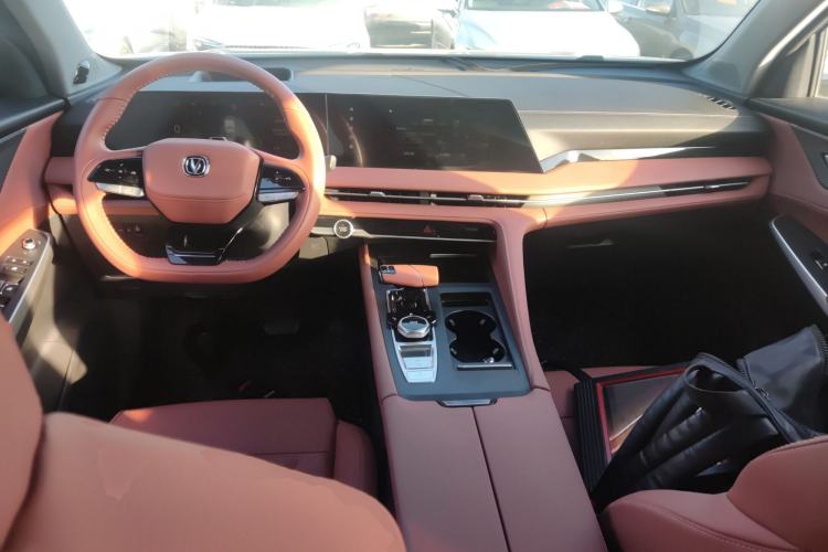 Used Changan CS75 PLUS 2023 3rd Generation 1.5T Automatic Pilot Model
