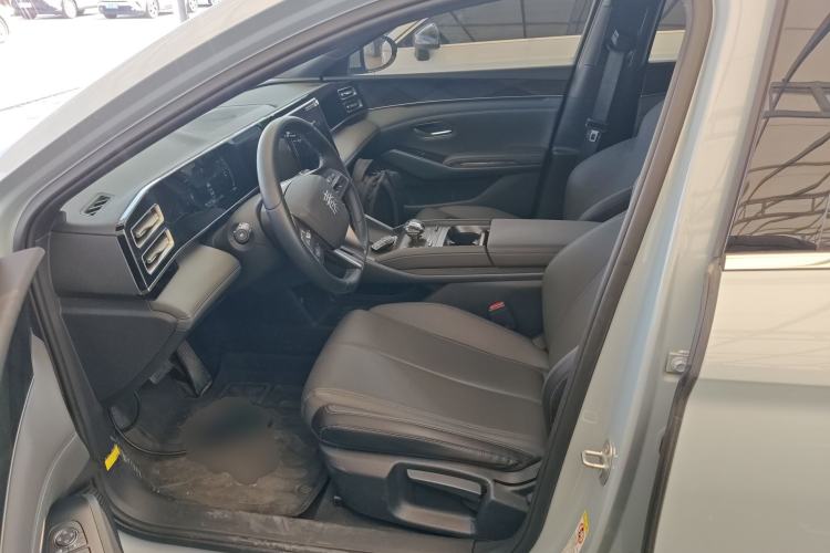 Used BYD Qin L 2024 DM-i 80KM Leading Model