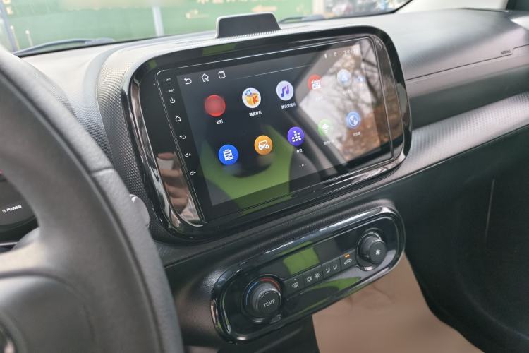 Used Roewe Clever 2021 302 km New Four-Seater Super-Efficient Version