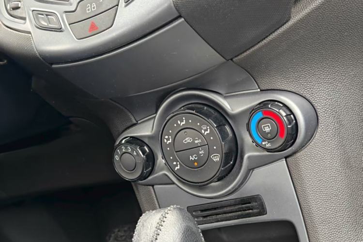 Used Ford Fiesta 2013 Hatchback 1.5L Automatic Fashion Edition