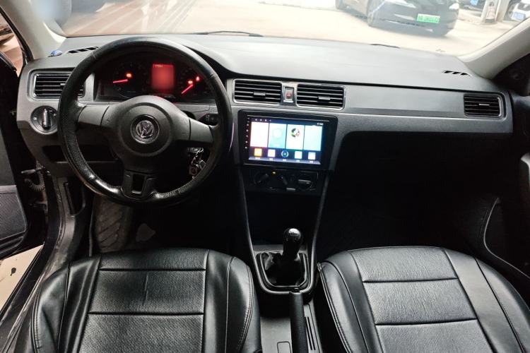 Used Volkswagen Santana 2013 1.4L Manual Fashion Edition