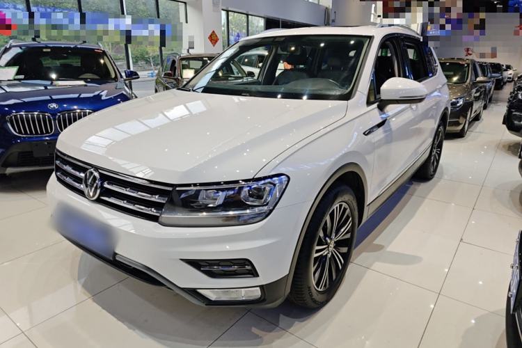 Used Volkswagen Tiguan L 2021 330TSI Automatic Two-Wheel Drive Smart Edition
