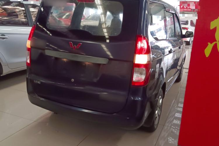 Used Wuling Hongguang 2014 1.5L Base Version
