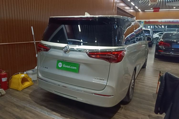 Used Buick GL8 2022 ES Landtrek 653T Comfort Edition