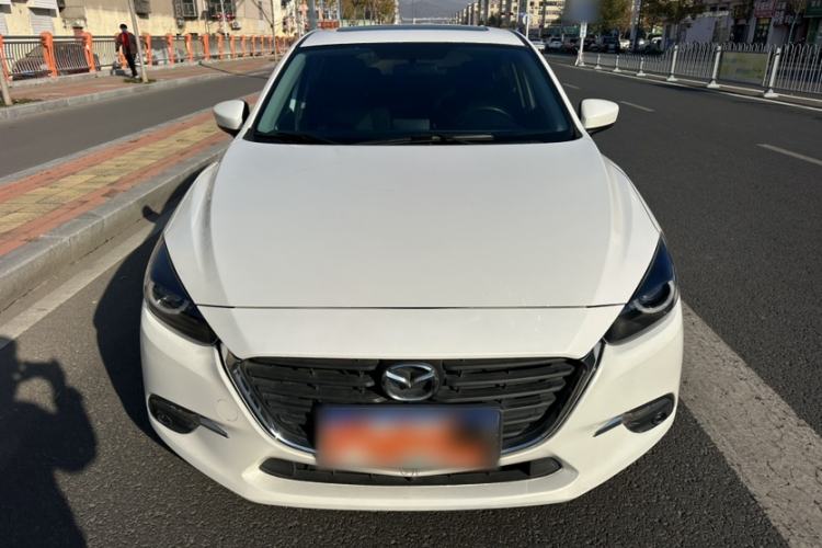 Used Mazda Mazda 3 Axela 2017 Hatchback 1.5L Automatic Luxury Model Emission Standard China V
