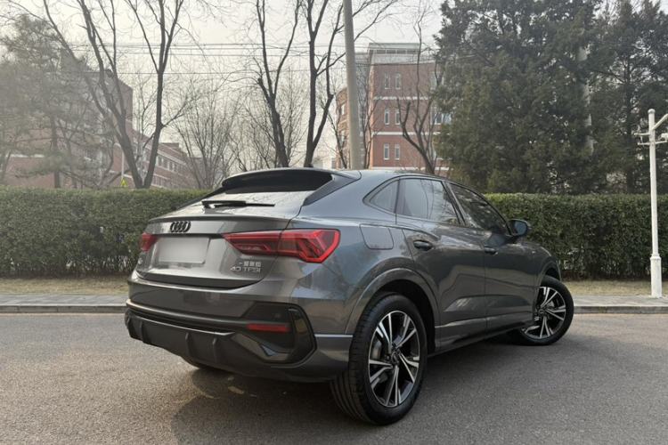 Used Audi Q3 2023 40 TFSI Fashion Dynamic Model