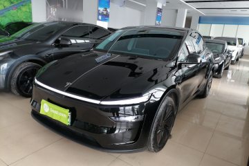 Used Tesla Model Y 2025 Rear-Wheel-Drive Version