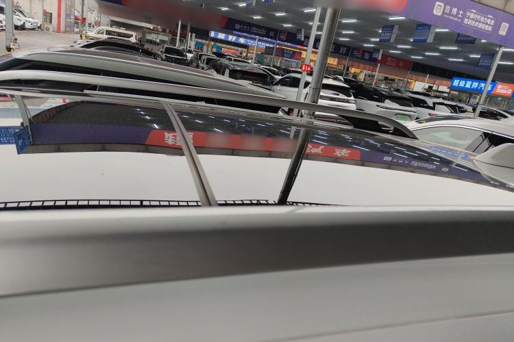 Used  Cherokee 2019 2.0T Two-Wheel Drive Smart Enjoyment Version China V
