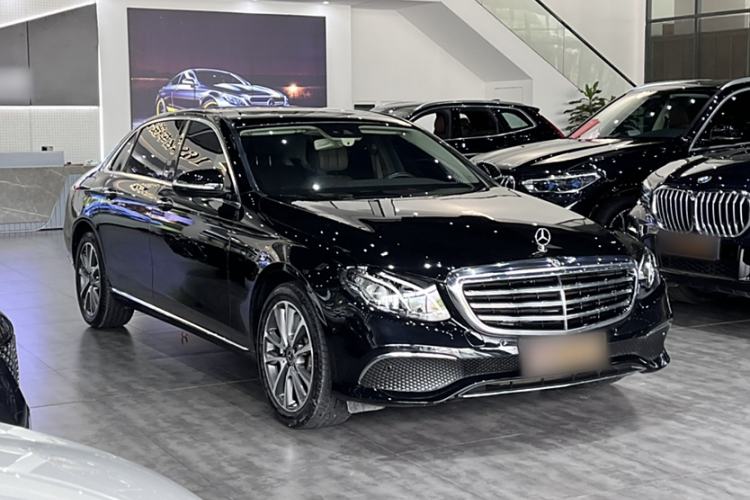 Used Mercedes-Benz E-Class 2016 E 300 L Stylish Model
