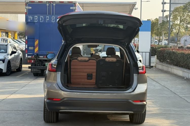 Used Nio ES8 2018 355 km Base Version 7-Seater Edition
