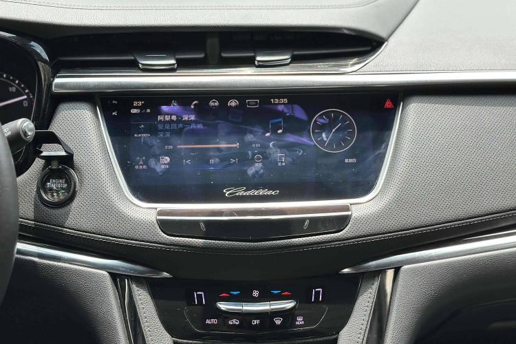 Used Cadillac XT5 2018 25T Tech Model
