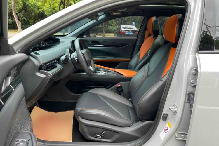 Used Changan UNI-V 2022 1.5T Prestige Version
