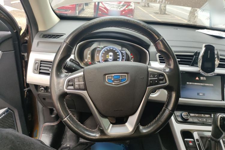 Used Geely Auto Emgrand X7 Sport 2016 1.8TD Automatic ZhiZun Version
