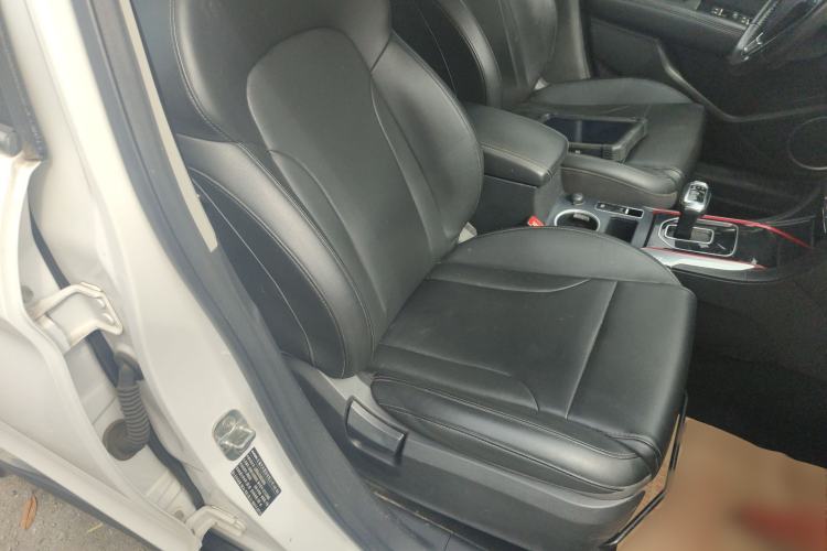 Used Haval H2 2018 Blue-Label 1.5T Dual-Clutch Two-Wheel-Drive Luxury Model
