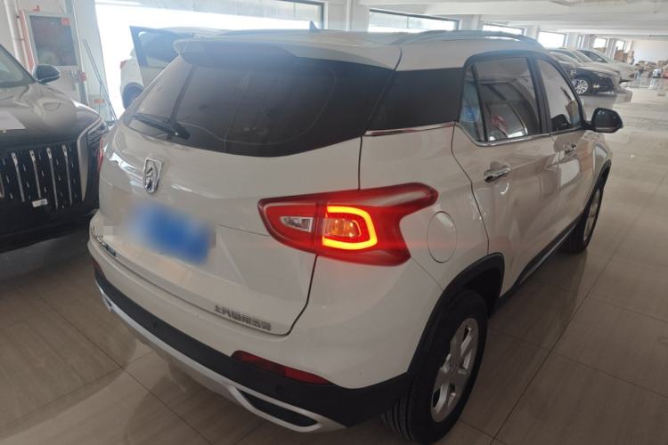 Used Baojun 510 2017 1.5L Automatic Fashion Model
