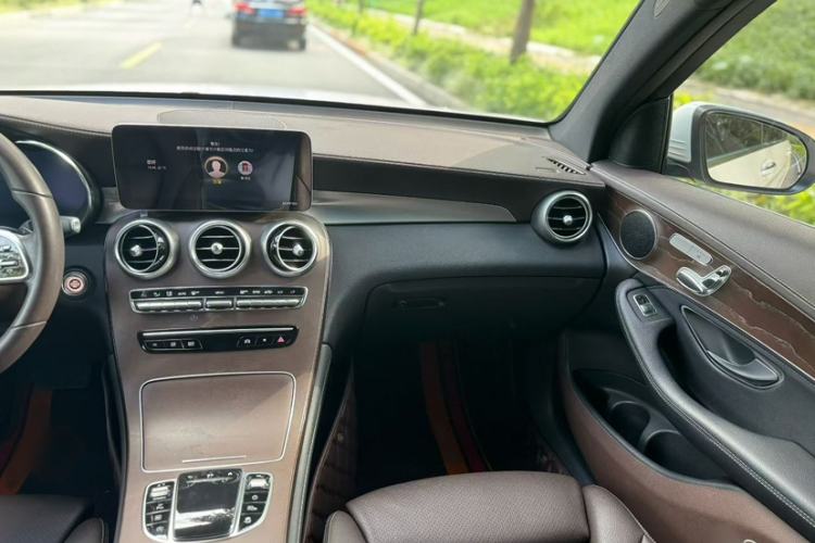 Used Mercedes-Benz GLC 2020 GLC 260 L 4MATIC Luxury Model
