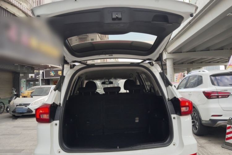 Used Haval M6 2018 Revised Version 1.5T DCT Two-Wheel Drive Urban Style
