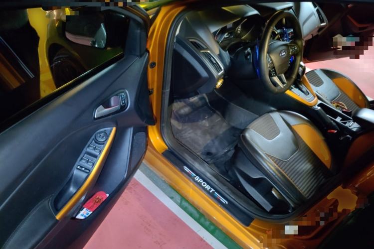 Used Ford Focus 2017 Hatchback EcoBoost 180 Automatic Sport Model
