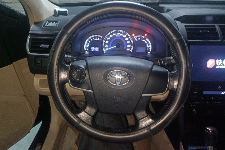 Used Toyota Camry 2016 2.0G 10th Anniversary Leading Edition
