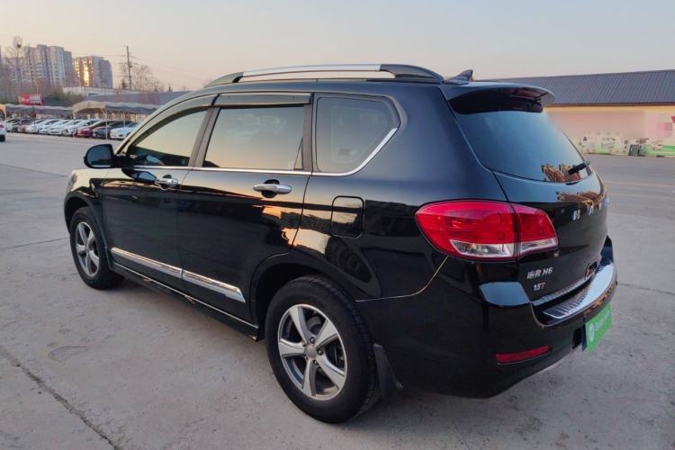Used Haval H6 2015 Upgraded Model 1.5T Manual Two-Wheel Drive Elite Version
