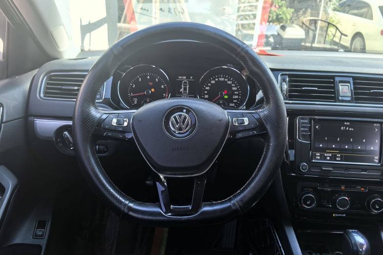 Used Volkswagen Sagitar 2018 180TSI DSG Prestige Edition
