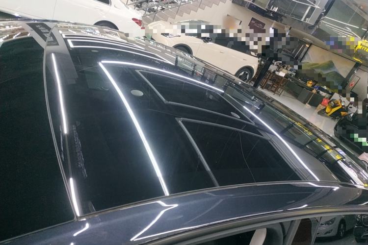 Used Tesla Model Y 2025 Long-Range All-Wheel-Drive Version
