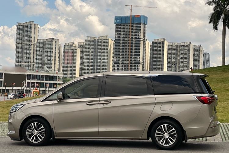 Used Buick GL8 2022 ES Landtrek 653T Comfort Edition
