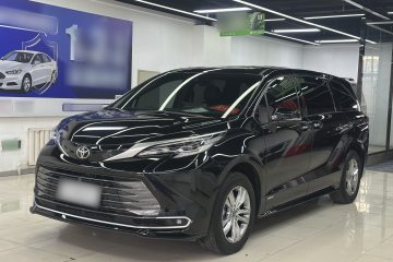 Used Toyota Sienna 2024 2.5L Hybrid Four-Wheel Drive Prestige Edition