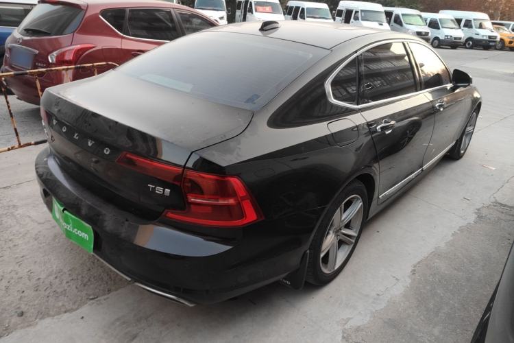 Used Volvo S90 2020 T5 Zhiyi Luxury Edition