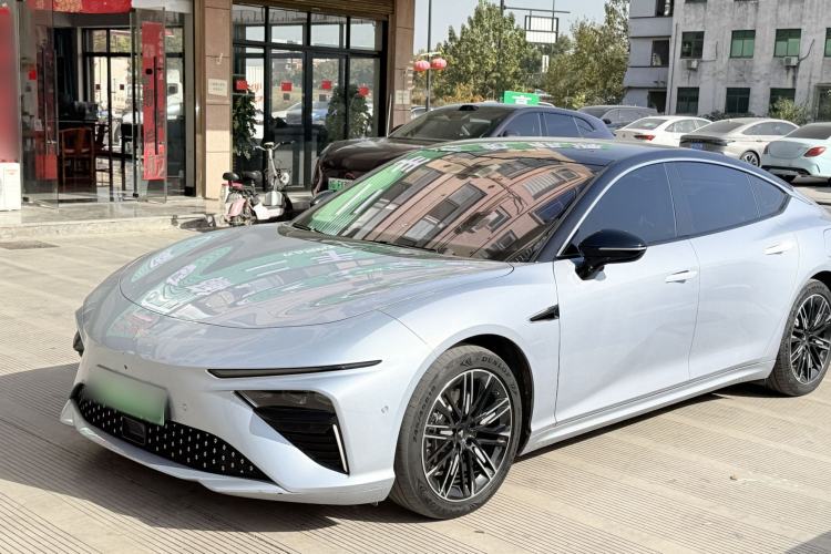 Used NETA S 2022 Extended-Range Version 1160 km Range Rear-Wheel Drive Mid-Grade