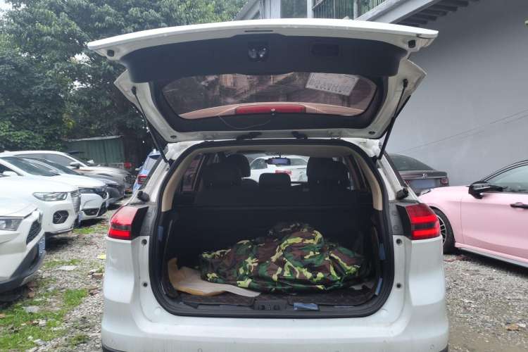 Used Geely Auto Emgrand X7 Sport 2016 1.8TD Automatic ZhiShang Model
