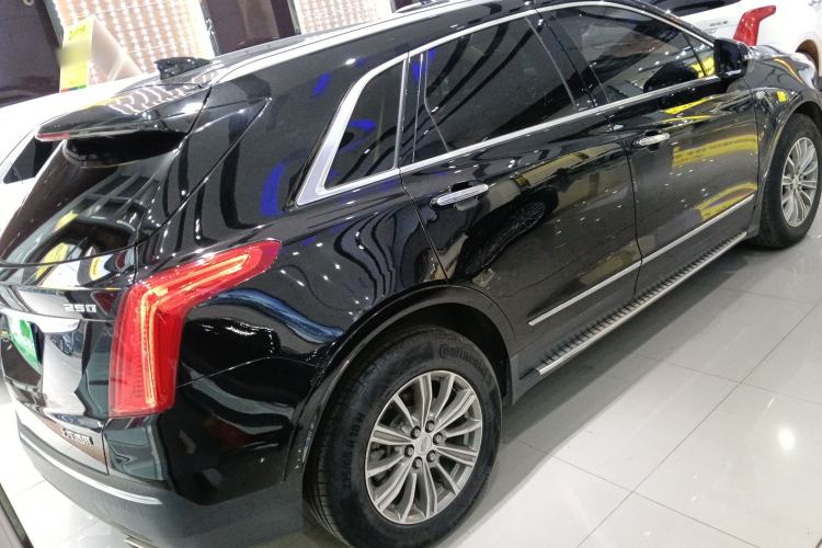 Used Cadillac XT5 2018 25T Luxury Model