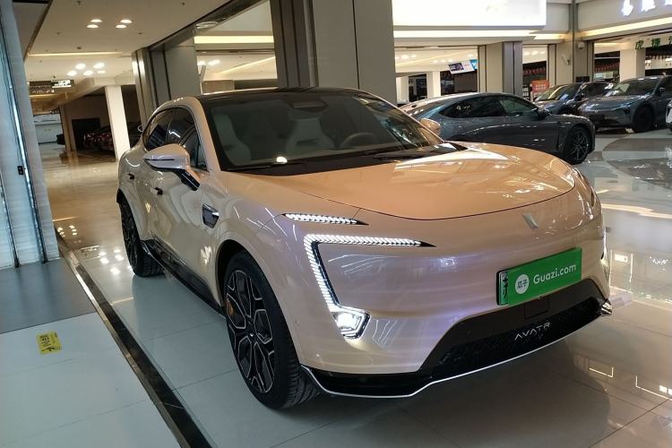 Used  11 2024 630 Rear-Wheel Drive Edition with Three Lasers
