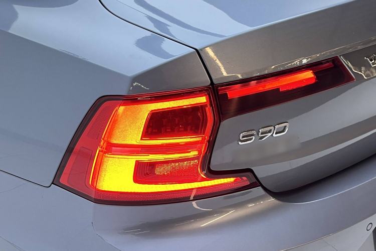 Used Volvo S90 2019 T5 Zhiyi Edition
