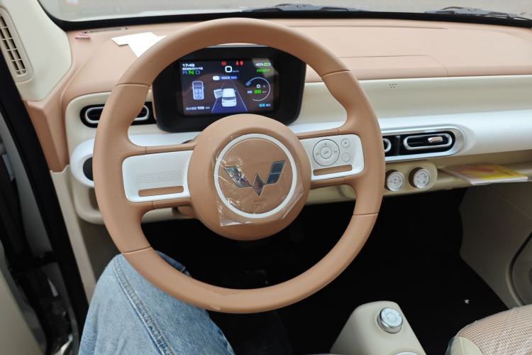 Used Wuling Hongguang MINIEV 2024 3rd Generation 215km Youth Edition
