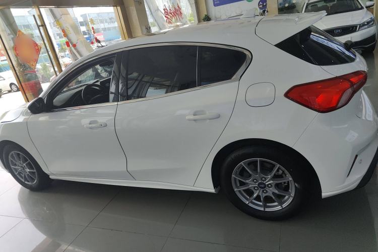 Used Ford Focus 2020 Hatchback EcoBoost 180 Automatic Trend Edition
