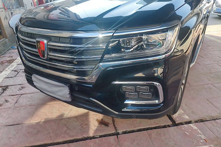 Used Roewe RX8 2019 30T Smart Connectivity Two-Wheel Drive Supreme Flagship Edition
