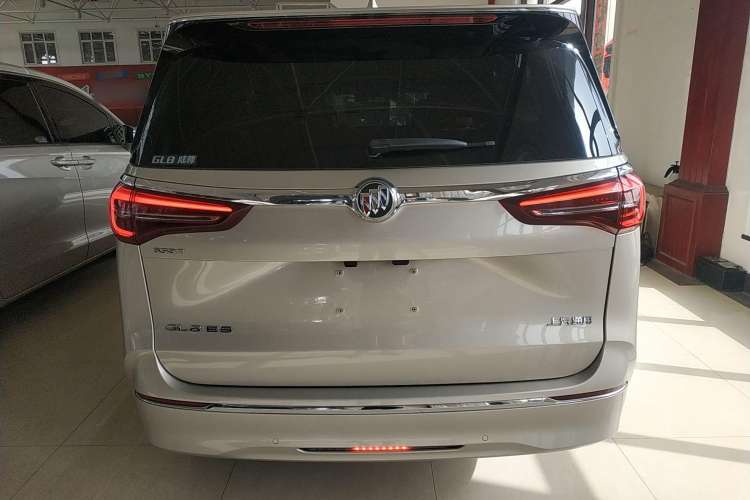 Used Buick GL8 2021 ES Land Cruiser 653T Luxury Edition
