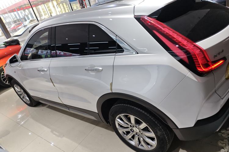 Used Cadillac XT4 2018 28T Two-Wheel Drive Leading Version