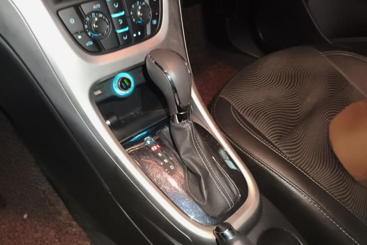 Used Buick GT 2014 XT 1.6L Automatic Fashion Edition
