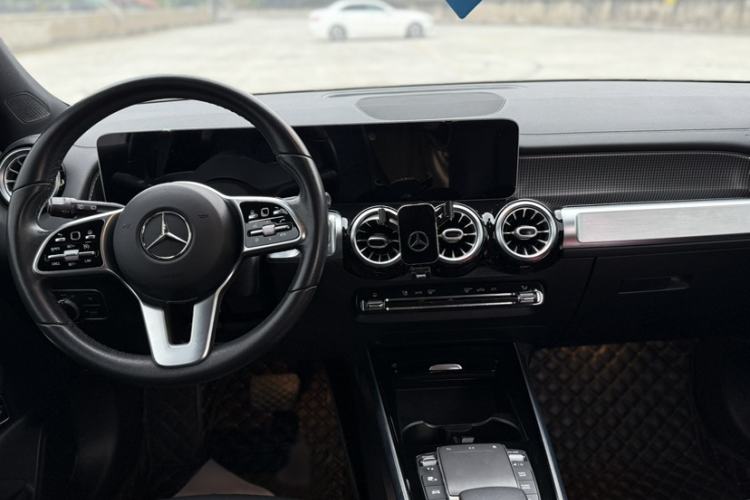 Used Mercedes-Benz GLB 2020 Facelift GLB 200 Fashion Edition
