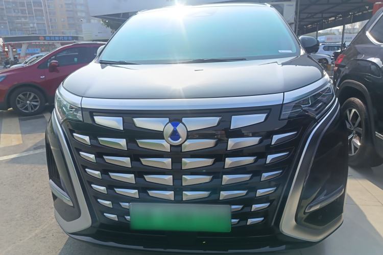 Used Denza D9 2025 DM-i Smart Drive 1020 Four-Wheel Drive Premium Model