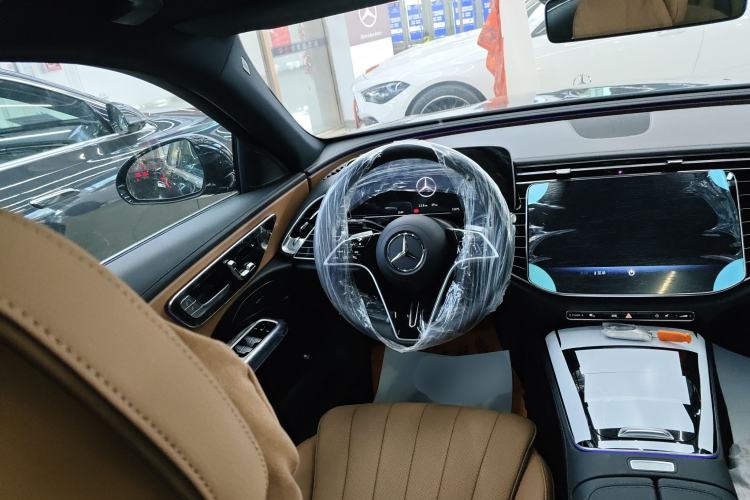 Used Mercedes-Benz E-Class 2024 E 260 L
