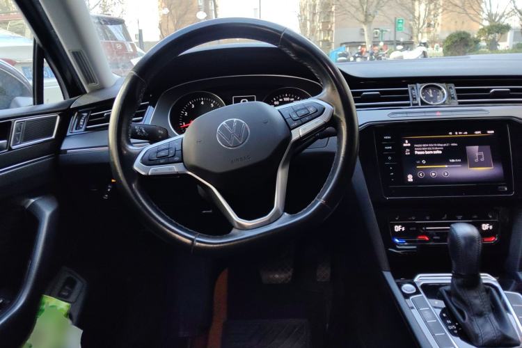 Used Volkswagen Magotan 2020 330TSI DSG Leading Model
