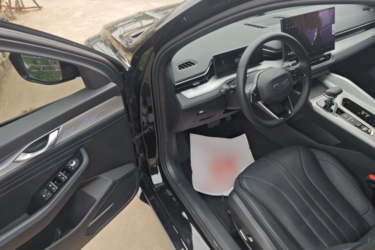 Used Geely Auto Preface 2025 Dongfang Yao 1.5TD Kunlun Edition
